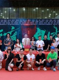 《午夜电梯》2026惊悚新作：午夜鬼梯索命，女作家破解死亡轮回