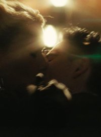 《至尊马蒂》深度解析：甜茶演绎偏执狂人，萨弗迪的残酷成功学寓言