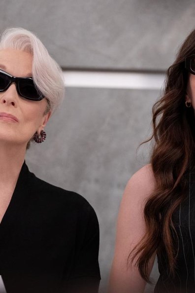 穿普拉达的女王2：米兰达安迪再聚首，时尚圈权力洗牌