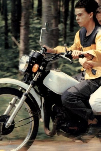 《坏血》1986:卡拉克斯的末世青春与无望之爱